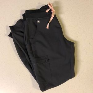 NEW Limited Edition Charcoal Figs Zamora Scrubs